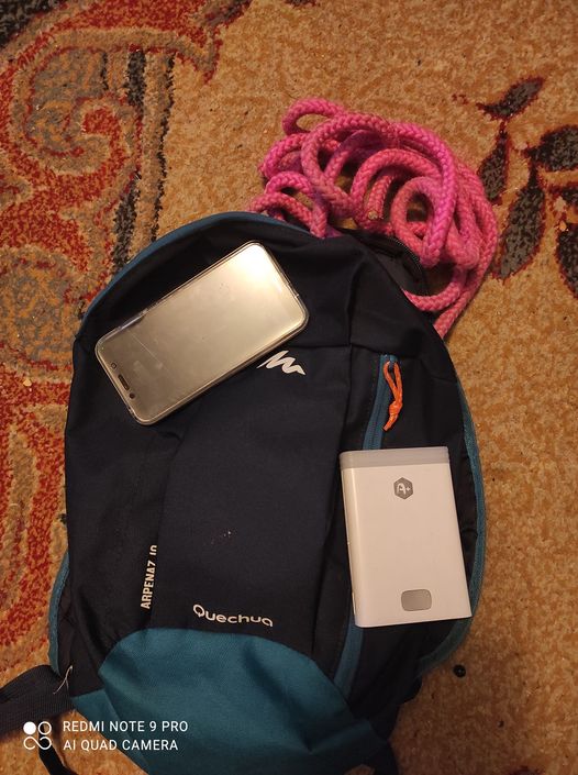 O adolescentă din Iași și-a uitat telefonul și rucsacul în autobuz, iar ceea ce a urmat pare inspirat dintr-un scenariu de film © Facebook / Ești din Iași dacă...