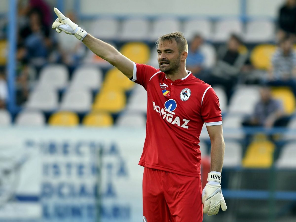 Imagine Stire Răzvan Pleșca, meciul 300 în Liga 1: „Mă bucur că am reușit să ajung la o cifră importantă, chiar înainte de retragere!” | 2review.ro