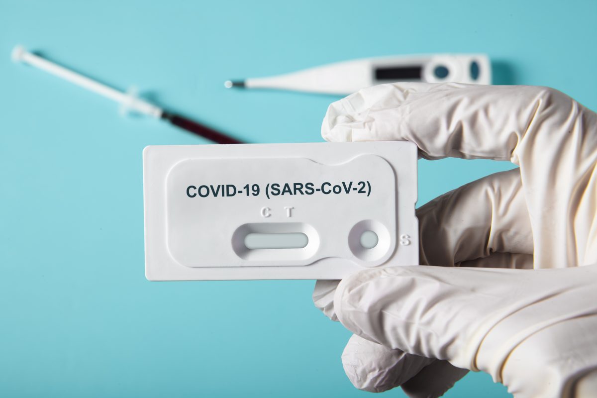 Imagine Stire Coronavirus România, 12 mai 2021. Câți români s-au infectat, în ultimele 24 de ore, cu SARS–CoV–2 | 2review.ro