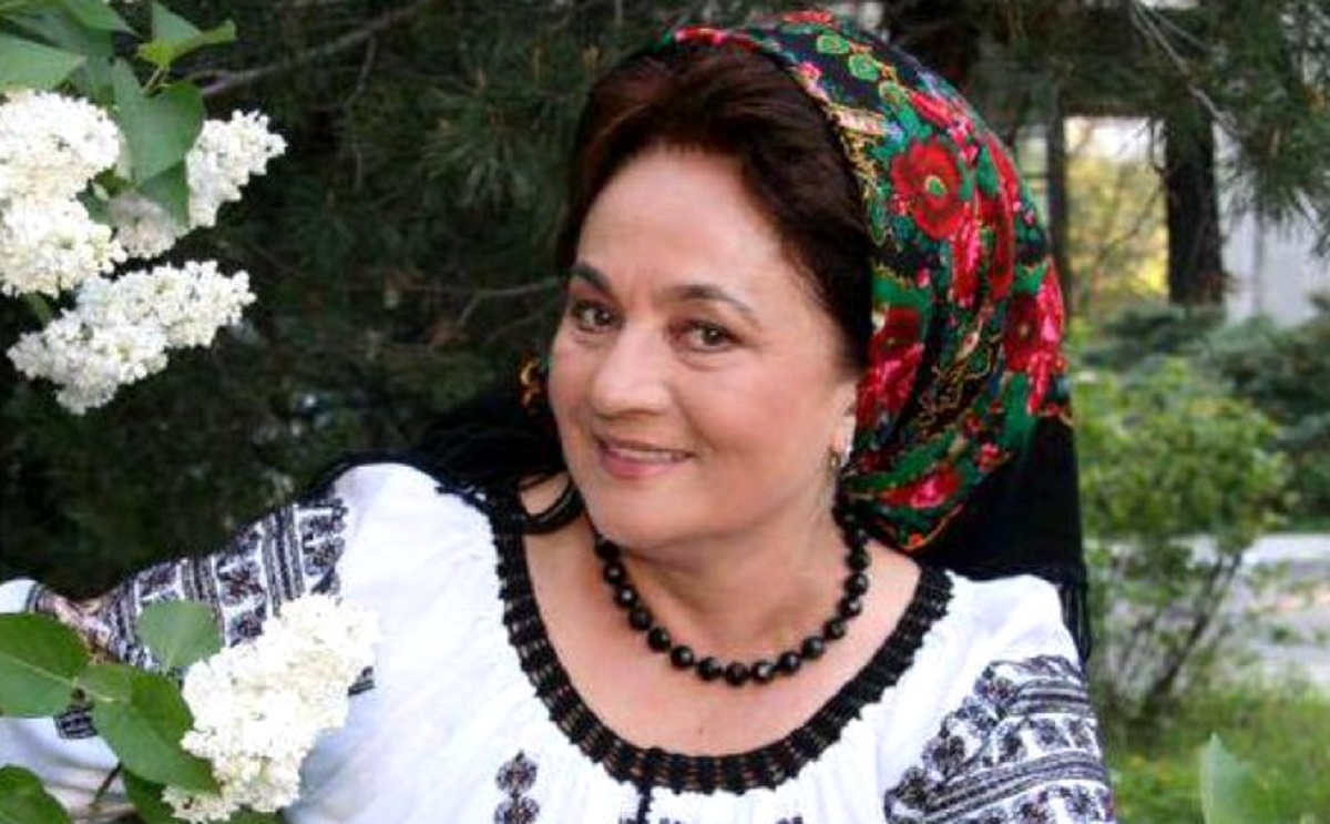 Imagine Stire Laura Lavric, despre cum era să moară din cauza infectării cu COVID-19. De ce nu s-a dus, de fapt, artista la spital | 2review.ro