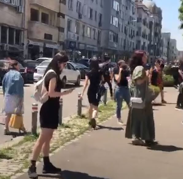 Parada modei la Bacalaureat 2021. Cum au venit îmbrăcați elevii din Constanța la examen / FOTO