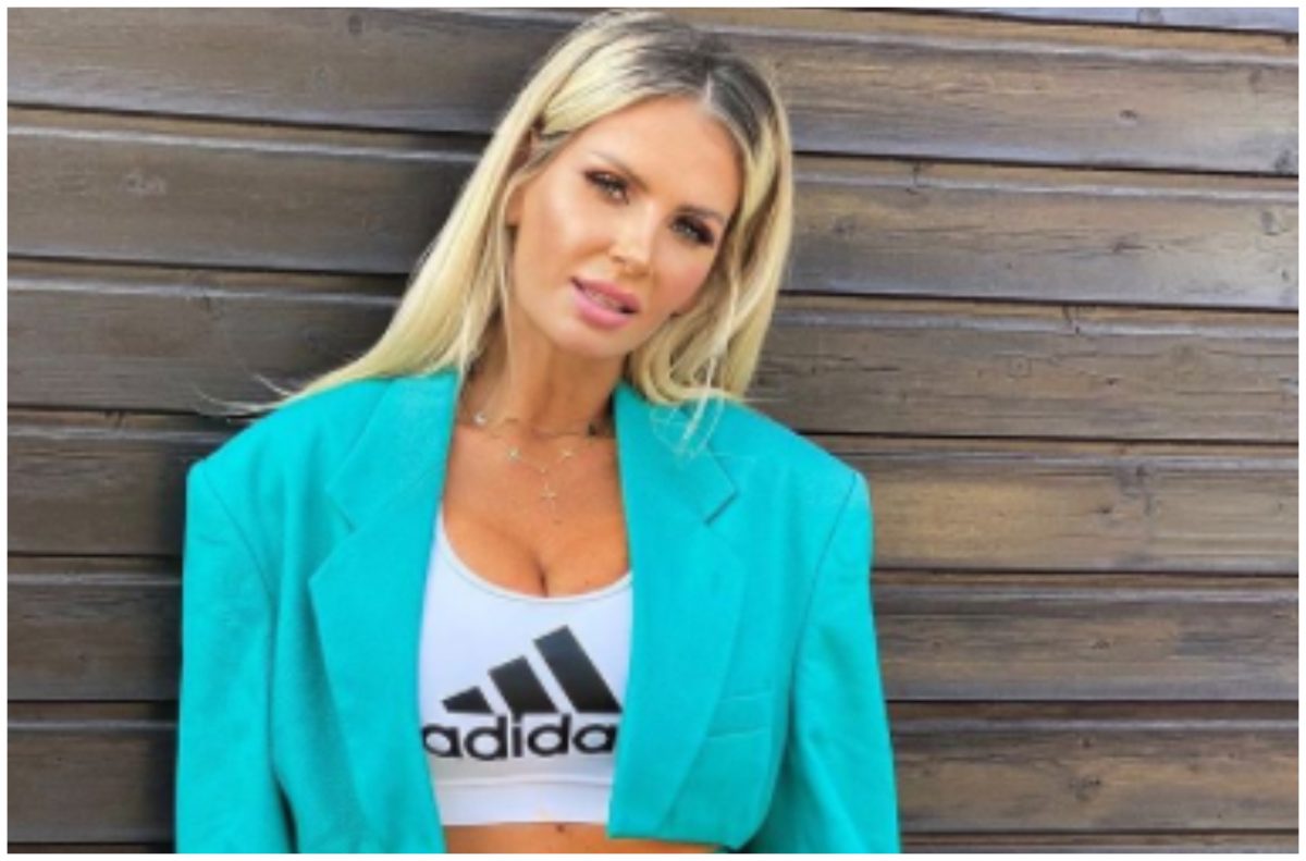 Imagine Stire Andreea Bănică, primele declarații după operația suferită: „Nu sunt complet refăcută, dar mergem înainte „ | 2review.ro