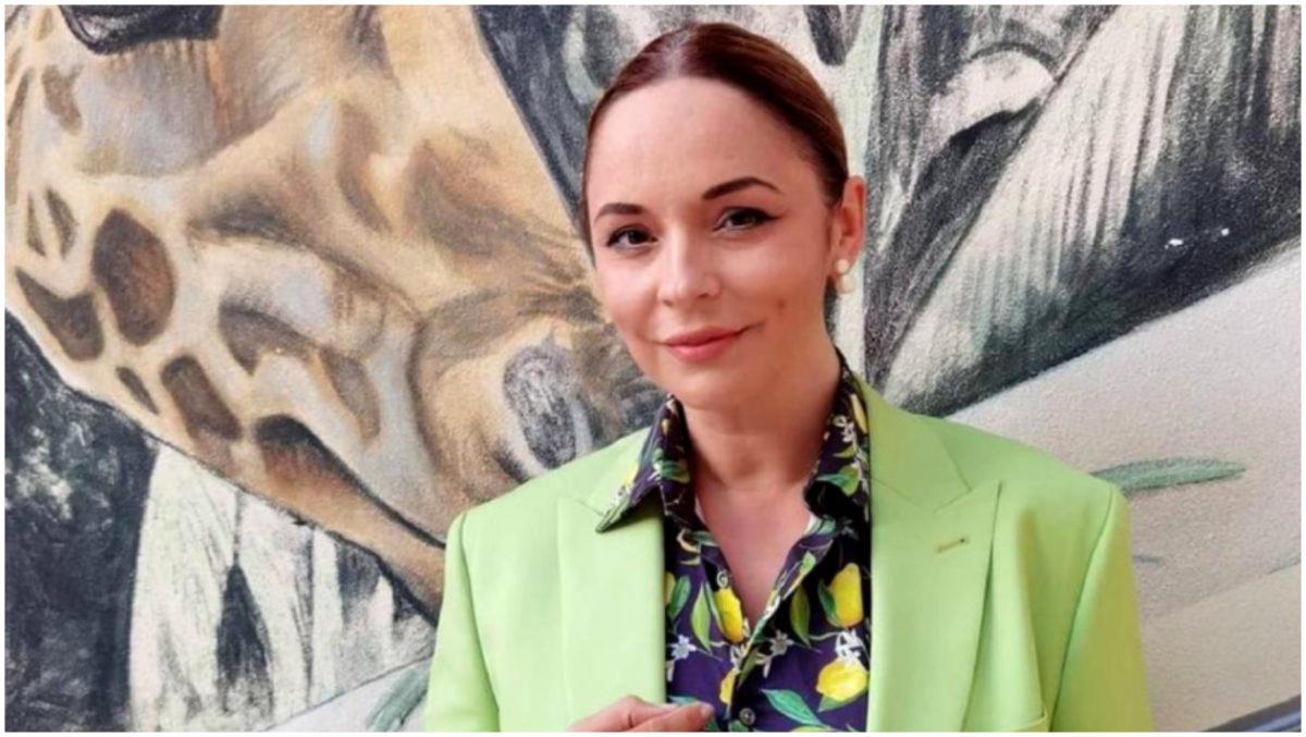 Imagine Stire Cum a reacționat Violeta, fiica Andreei Marin și a lui Ștefan Bănică, atunci când a aflat că părinții ei divorțează. Prezentatoarea TV a făcut dezvăluiri emoționante | 2review.ro