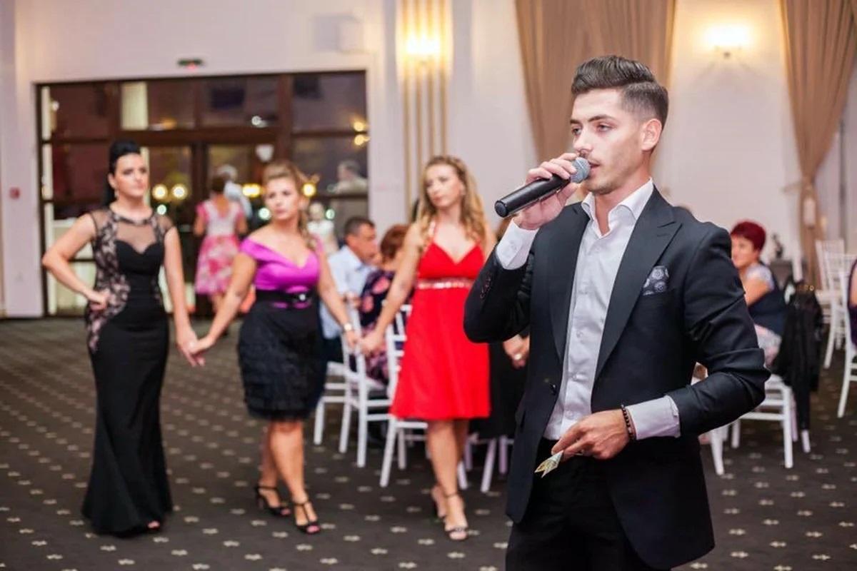 Imagine Stire Tragedie în muzica populară românească. Un tânăr artist s-a stins din viață la numai 25 de ani, imediat după ce medicii l-au operat | 2review.ro