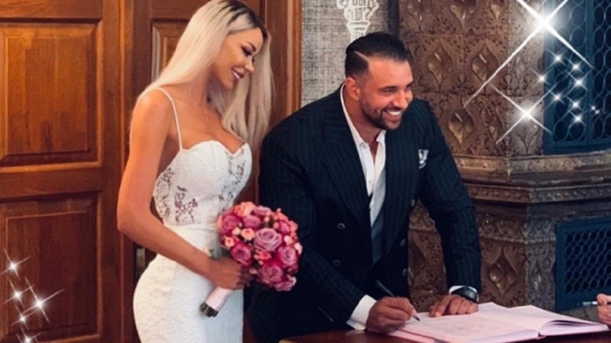 Imagine Stire Alex Bodi și Bianca, întâlnire ascunsă în hotel?! Mesajul transmis de fostul soț al blondinei, către Gabi Bădălău: „Tu sunai ca disperatul” | 2review.ro