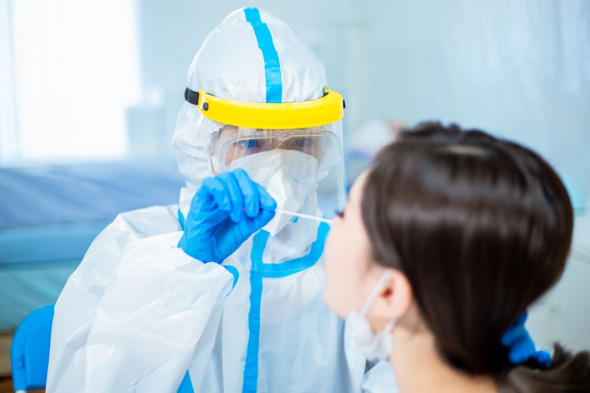 Imagine Stire Coronavirus România, 15 iunie 2021. 103 cazuri noi SARS–CoV–2 înregistrate, în ultimele 24 de ore | 2review.ro