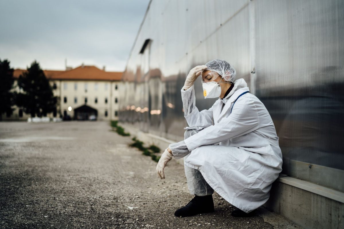 Imagine Stire Bilanțul COVID-19 din 16 iunie 2021. 71 de români au murit, în ultimele 24 de ore, după ce au contractat SARS–CoV-2 | 2review.ro