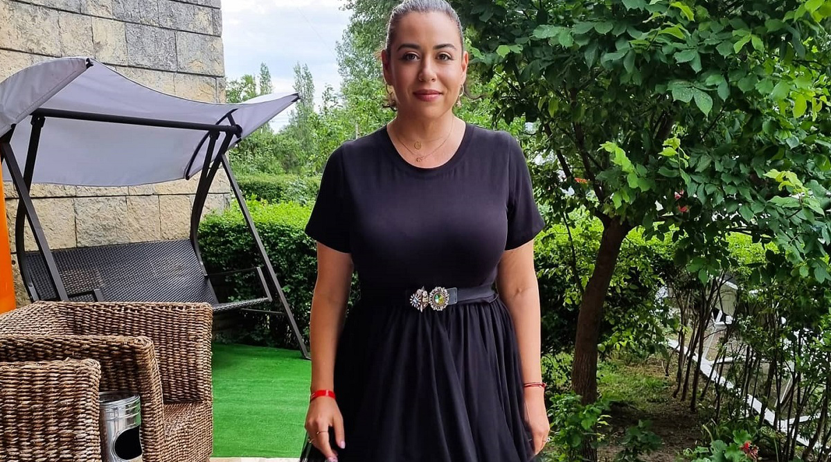 Imagine Stire Oana Roman, în doliu: “Sper că acolo unde este acum să fie lumină” | FOTO | 2review.ro