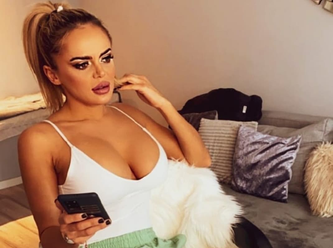 Imagine Stire Simona Hapciuc, schimbare radicală de look! Cum i-a surprins vedeta pe fanii din mediul online | 2review.ro
