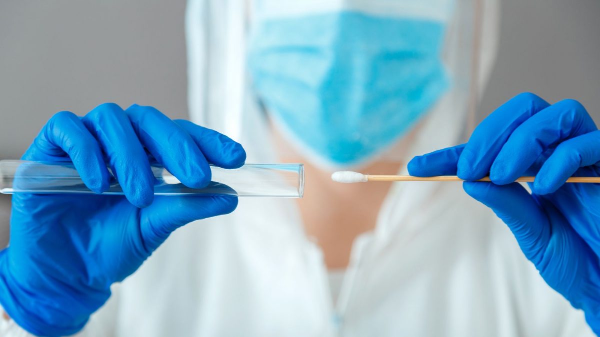 Imagine Stire Coronavirus România, 16 iunie 2021. 104 de cazuri noi SARS–CoV–2 s-au înregistrat, în ultimele 24 de ore | 2review.ro