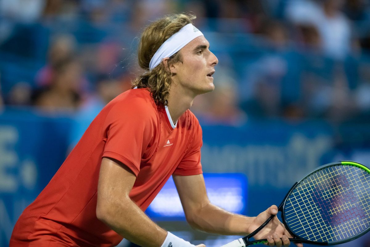 Imagine Stire Drama lui Stefanos Tsitsipas. Ce veste a primit jucătorul grec de tenis, cu cinci minute înainte de finala Roland Garros | 2review.ro