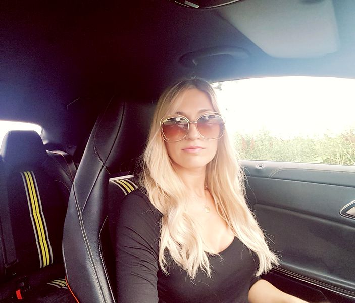Imagine Stire EXCLUSIV | Ionica Cuclea, fosta soție a milionarului de la loto, acuze fără precedent, după ce tatăl i-a murit în spital: ”Îmi este frică, se practică asta!” | 2review.ro
