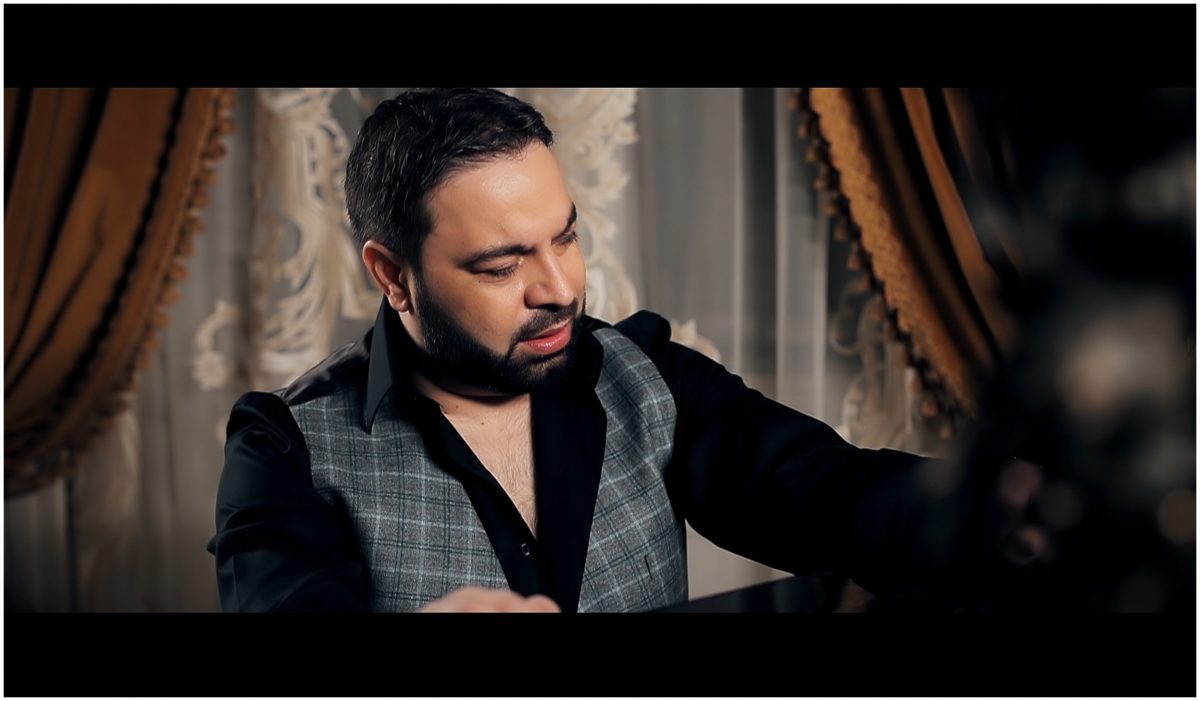 Imagine Stire Florin Salam a ieșit la atac iar printre cei vizați sunt Tzancă Uraganu și Dani Mocanu. Cu ce au greșit maneliștii în fața „Regelui” + „Stați cuminți cu banii aia, că nu aveți nici talent, falsați” | 2review.ro