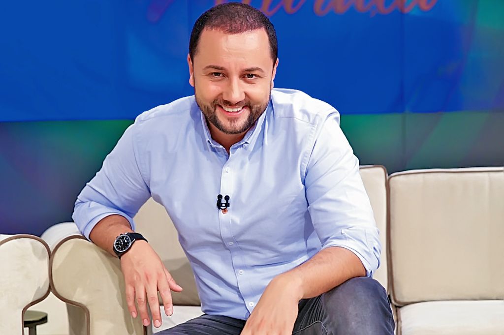 Imagine Stire Ce salariu colosal are Cătălin Măruță la Pro Tv + Studiile pe care prezentatorul le are de fapt | 2review.ro