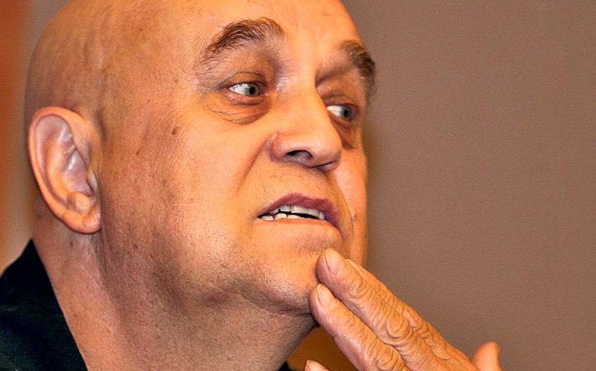 Imagine Stire Fostul impresar al lui Benone Sinulescu, nou atac la adresa familiei artistului: „Dacă el ar putea fi salvat şi familia refuză…noi respectăm dorinţa familiei” | 2review.ro