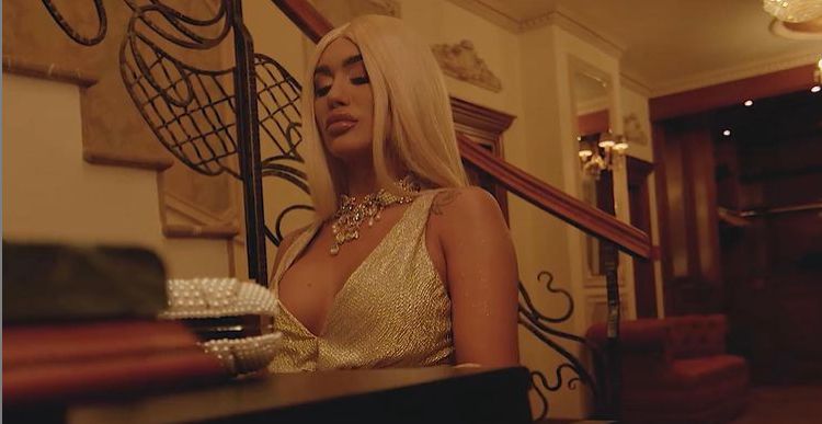 Imagine Stire Ce face Margherita de la Clejani, în timp ce Fulgy este în arest la domiciul. Imaginile au ajuns pe Instagram. VIDEO | 2review.ro