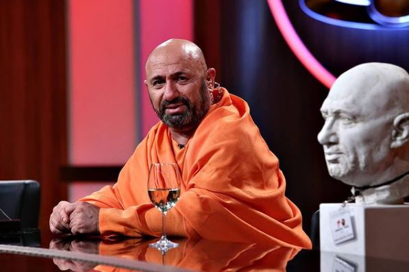 Imagine Stire Cătălin Scărlătescu, pas important în relaţie! Ce spune sora celebrului bucătar despre iubita acestuia: „De data asta, este ceva foarte serios și special” | 2review.ro