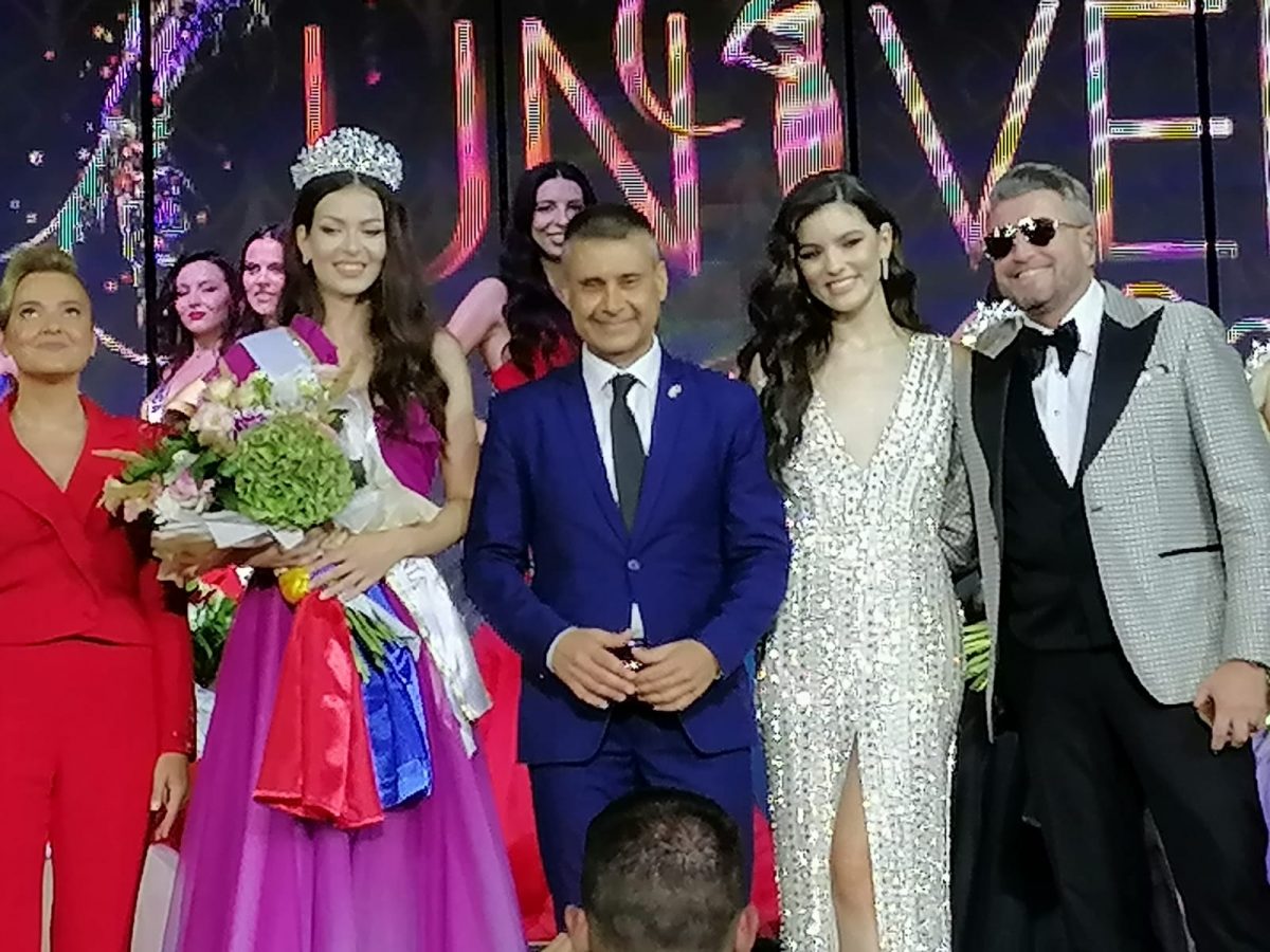 Ea este câștigătoarea Miss Univers România 2021! Carmina Olimpia Cotfas va reprezenta țara în finala mondială din Israel