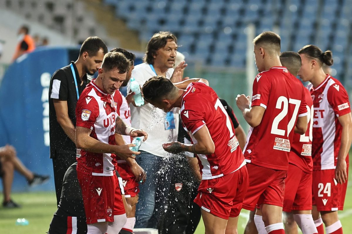 Imagine Stire Zi de fotbal în Liga 1: 8 variante de profit lansate la FCSB – Dinamo și Gaz Metan – FC Voluntari »» | 2review.ro