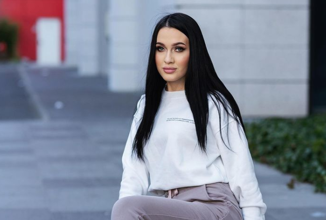 Imagine Stire Bianca Comănici, declaraţii halucinante despre fostul său iubit: „Mi-a propus să mă duc în străinătate, să mă prostituez” | 2review.ro