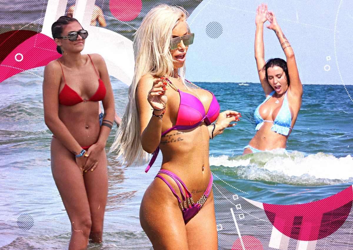 Imagine Stire Antonia, Daniela Crudu sau Loredana Chivu, gesturi erotice ca-n filmele pentru adulți.  TOP 40 Imagini incendiare cu vedetele din showbiz | 2review.ro
