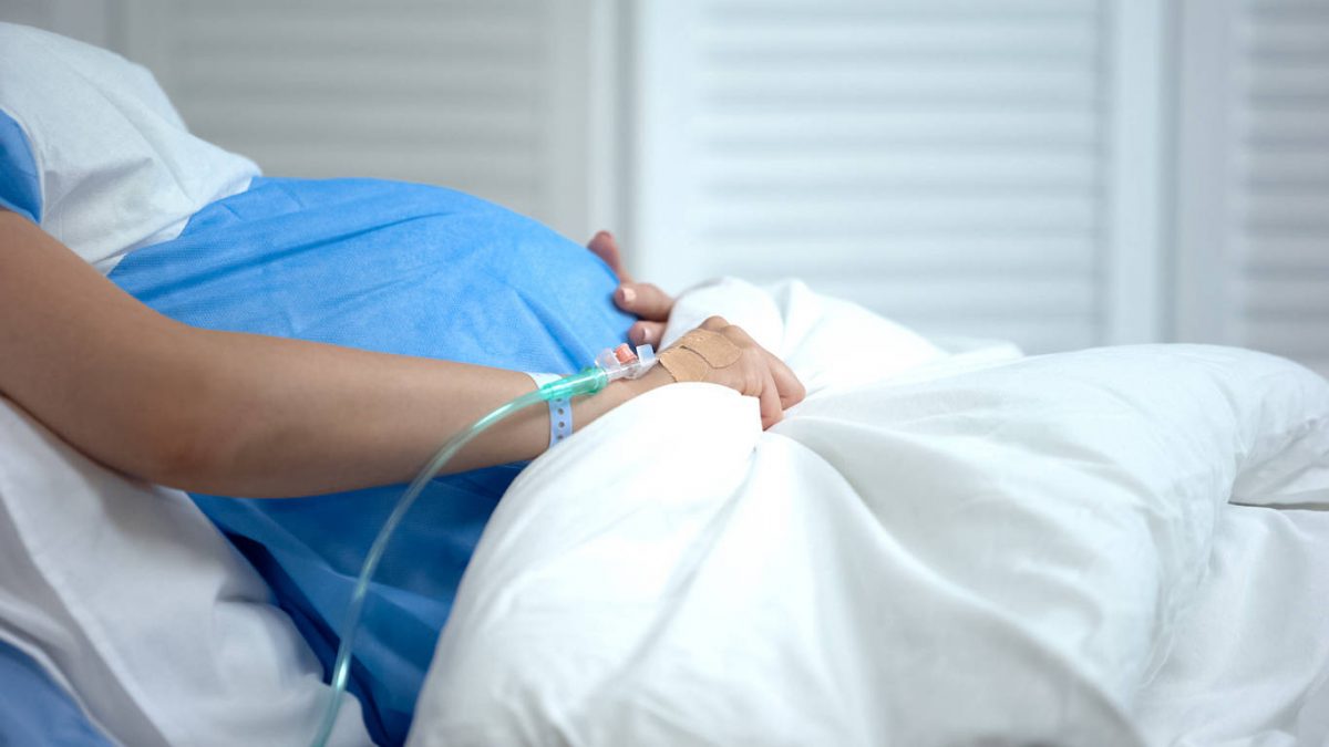 Imagine Stire Cazul care a uimit medicii din Iaşi. O femeie de 220 kg a dat naştere celui de-al cincilea copil | 2review.ro