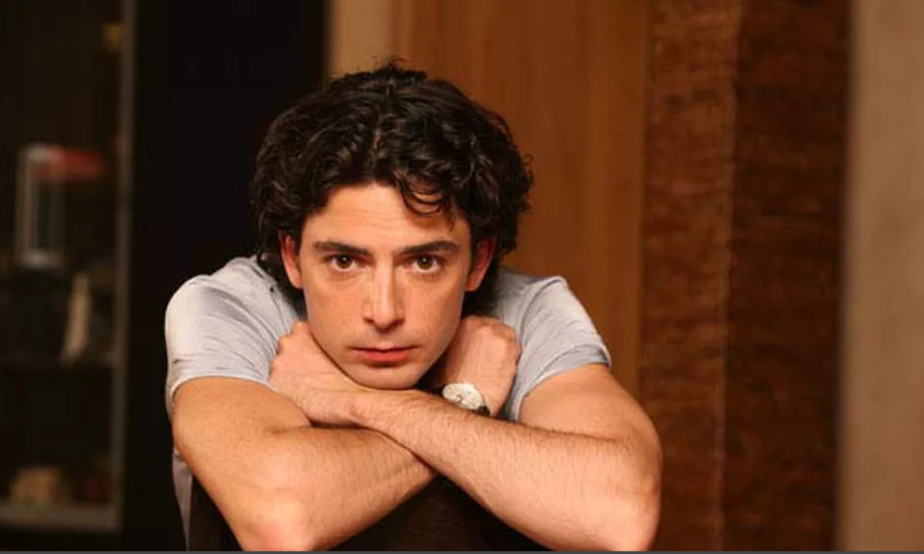 Imagine Stire Ce s-a ales de viața actorului Dan Bordeianu după ce a dispărut din lumina reflectoarelor. Cum arată acum, dar și cu ce se ocupă | 2review.ro