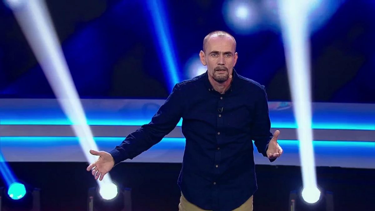 Imagine Stire Cum i s-a schimbat viaţa lui Daniel Ilie, aka Varză după participarea la iUmor: „M-am angajat o săptămână și pe șantier” | 2review.ro