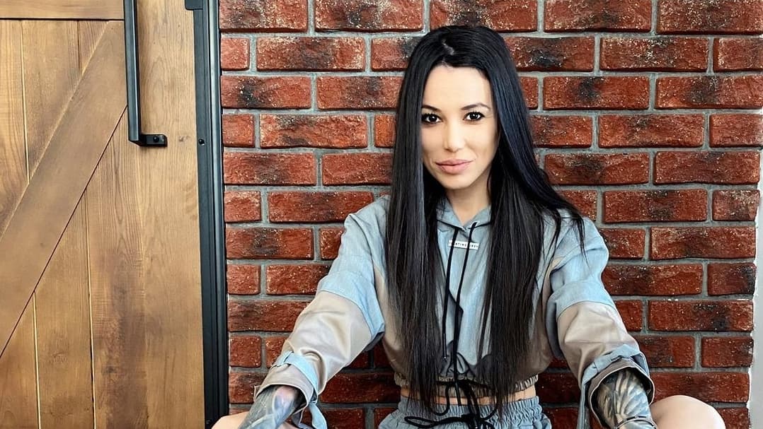 Imagine Stire Roxana Vancea, prima imagine cu burtica de gravidă. Vedeta este însărcinată în șapte luni! | 2review.ro