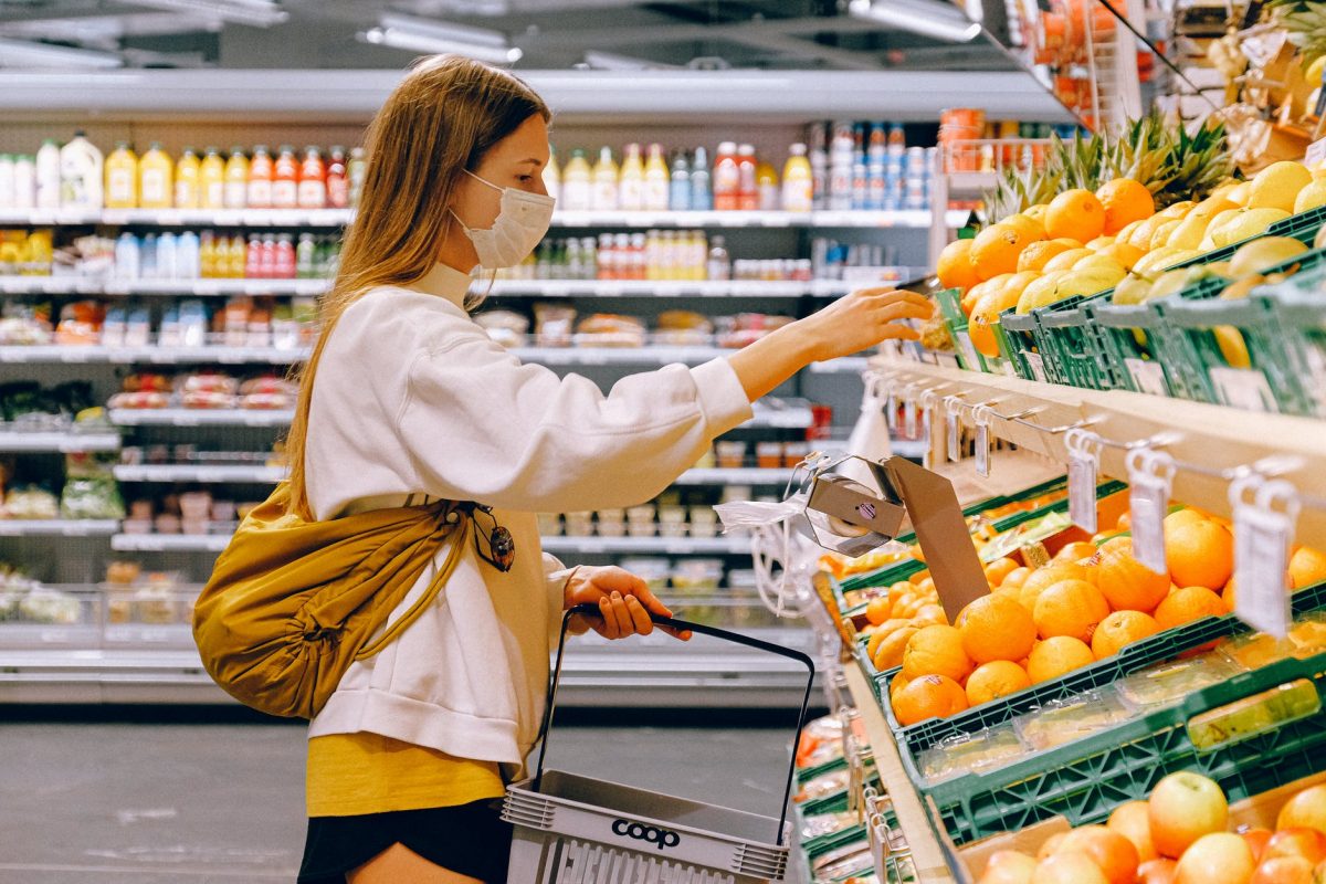 Care va fi programul supermarketurilor de Crăciun şi Anul Nou