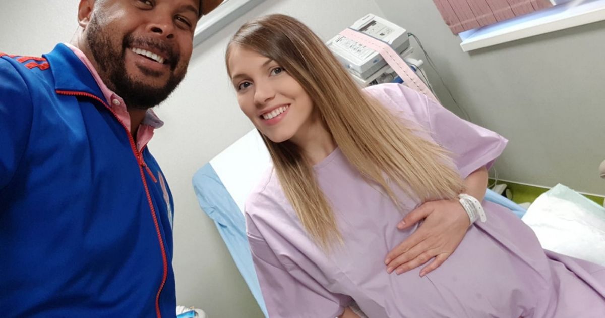 Imagine Stire Andreea Ibacka și-a pus sarcina în pericol, după ce a sărit gardul casei. Soția lui Cabral se pregătește să nască | 2review.ro