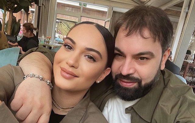 Imagine Stire Ce boală are, de fapt, Florin Salam? Betty Salam, reacţie dură: “Nu mai spuneţi că e în comă” | 2review.ro