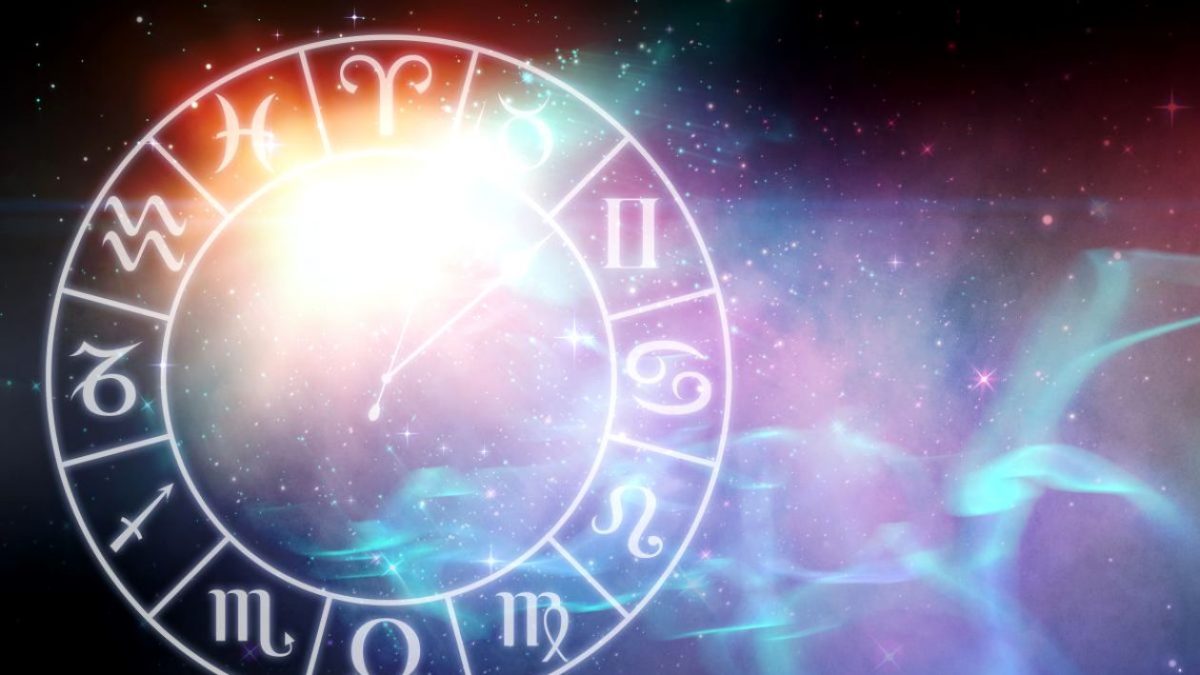 Imagine Stire Horoscop lunar. Previziuni pentru luna septembrie 2021. | 2review.ro