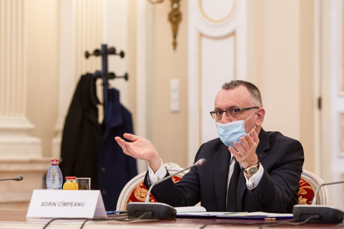 Sorin Cîmpeanu, despre explozia de cazuri COVID-19 în școli: ”Sunt infectările rezultate în urma altor activităţi”