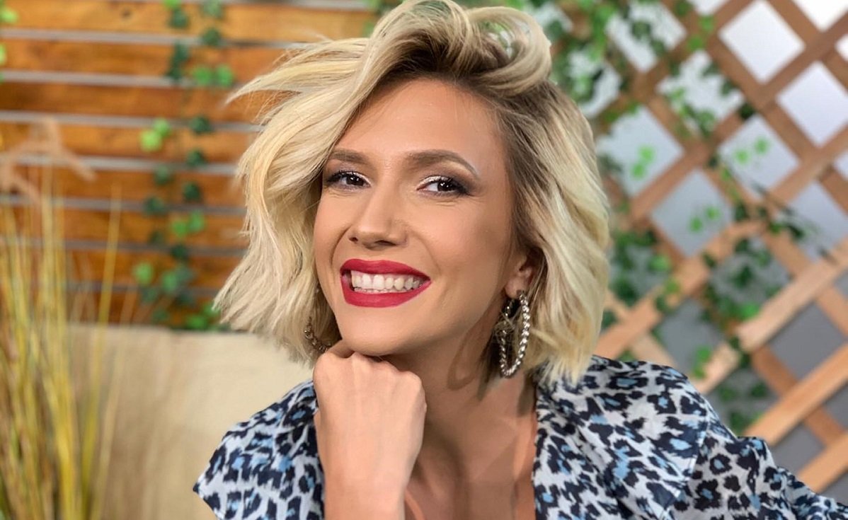 Imagine Stire Ce măsuri au luat șefii de la PRO TV, după ce Adela Popescu a fost testată pozitiv cu noul coronavirus | 2review.ro