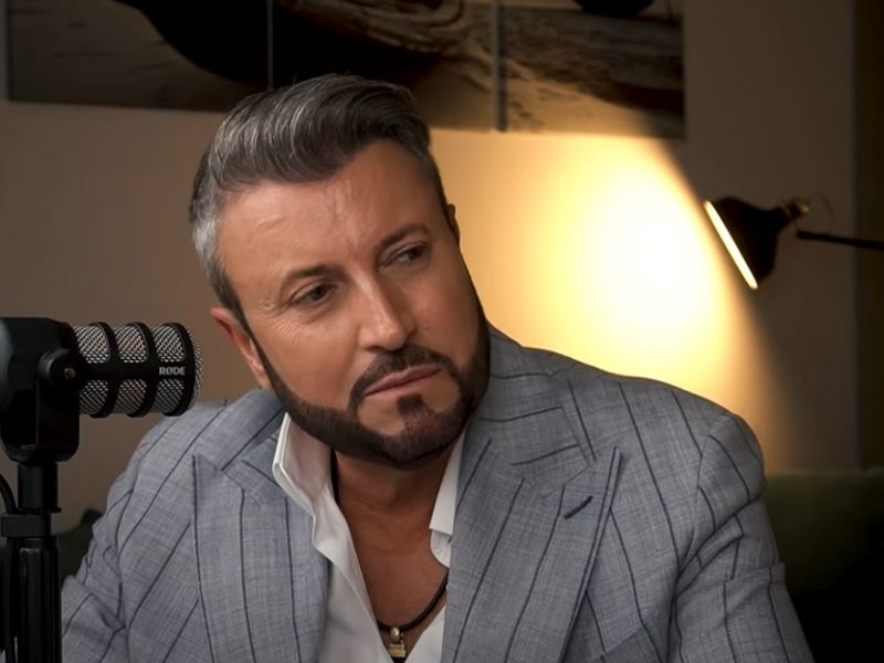 Imagine Stire Cătălin Botezatu, dezvăluiri despre relațiile lui de dragoste. Cine este femeia pe care a iubit-o enorm. “Înseamnă mai mult decât orice pentru mine” | 2review.ro