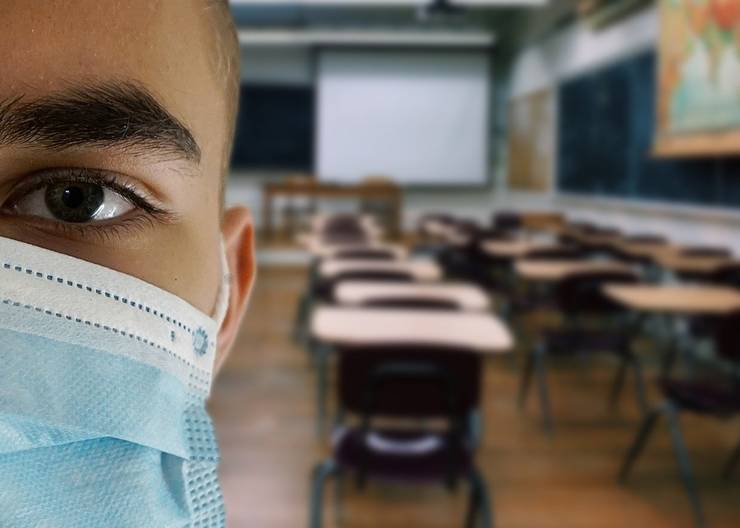 Şcolile care vor trece în regimul online! Cum se va învăţa în fiecare localitate din ţară săptămâna viitoare