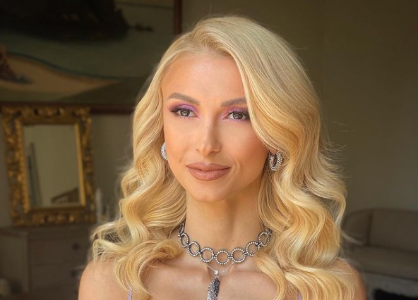 Imagine Stire Andreea Bălan, întâlnire emoţionantă cu colegii de breaslă. Andra Măruţă s-a numărat printre invitaţii speciali | 2review.ro