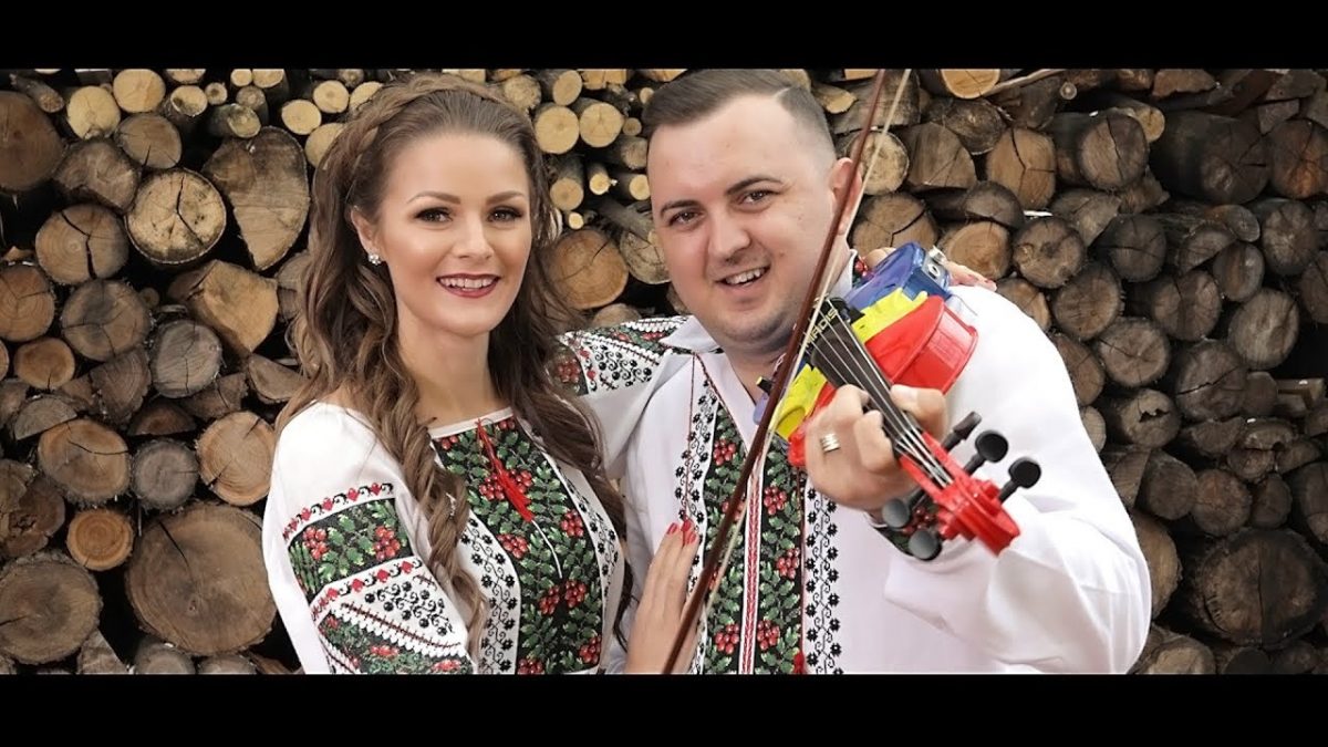 Imagine Stire Vasilică Ceterașu, prins de soție pe Tinder! Ce explicație amuzantă i-a dat artistul Amaliei | 2review.ro