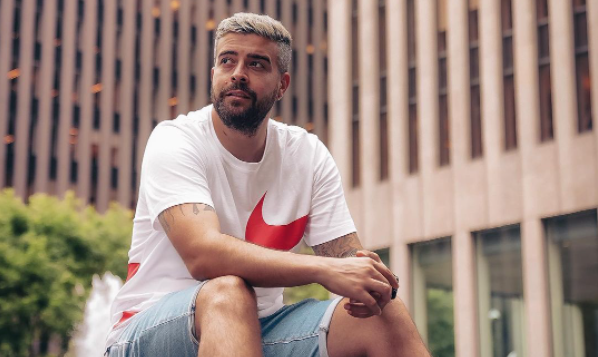 Imagine Stire Speak, ipostază neaşteptată în mediul online. Cum a apărut artistul alături de o şatenă celebră | 2review.ro