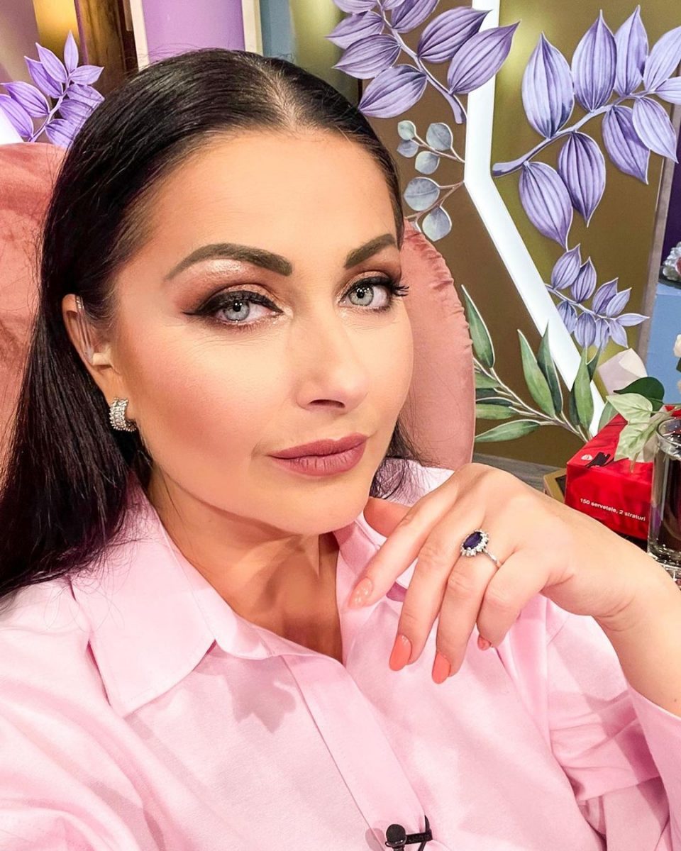 Imagine Stire Gabriela Cristea, dezvăluiri sincere despre separarea de Marcel Toader: „Am avut nevoie de o perioadă foarte lungă de pauză” | 2review.ro