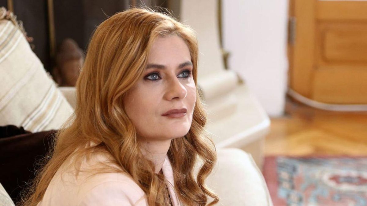 Imagine Stire Cine este misteriosul soţ al actriţei Anca Androne, „Delia” din serialul „Adela”, de la Antena 1. Bărbatul a jucat la Hollywood, inclusiv în Harry Potter | 2review.ro