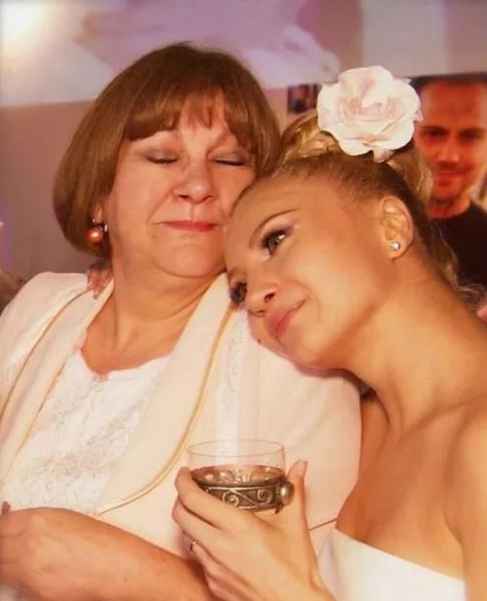 Imagine Stire Lora trece prin momente cumplite: ”Cea mai grea zi din viața mea…” | 2review.ro