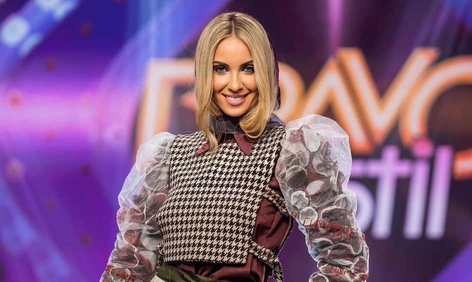 Imagine Stire Otniela, primele declarații după ce a părăsit „Bravo, ai stil! Celebrities”din cauza unor probleme de sănătate. „Sunt bine acum…” | 2review.ro