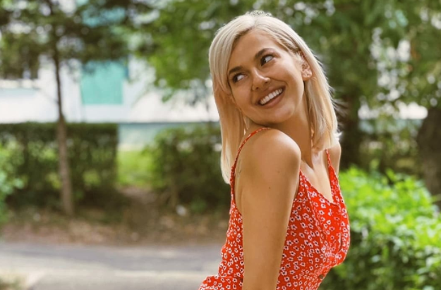 Imagine Stire Răzvan Simion se va enerva teribil! Lidia Buble l-a dus acasă pe Harlys Becerra. Tatăl ei a refuzat să-l cunoască pe “matinalul” de la Antena 1 | 2review.ro
