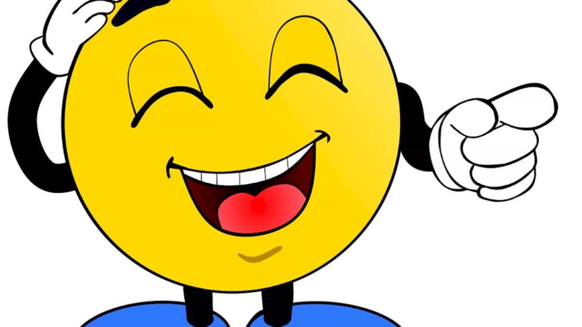 Imagine Stire Bancul Zilei | O tipă cu forme voluptoase cheamă un instalator să îi repare dușul | 2review.ro