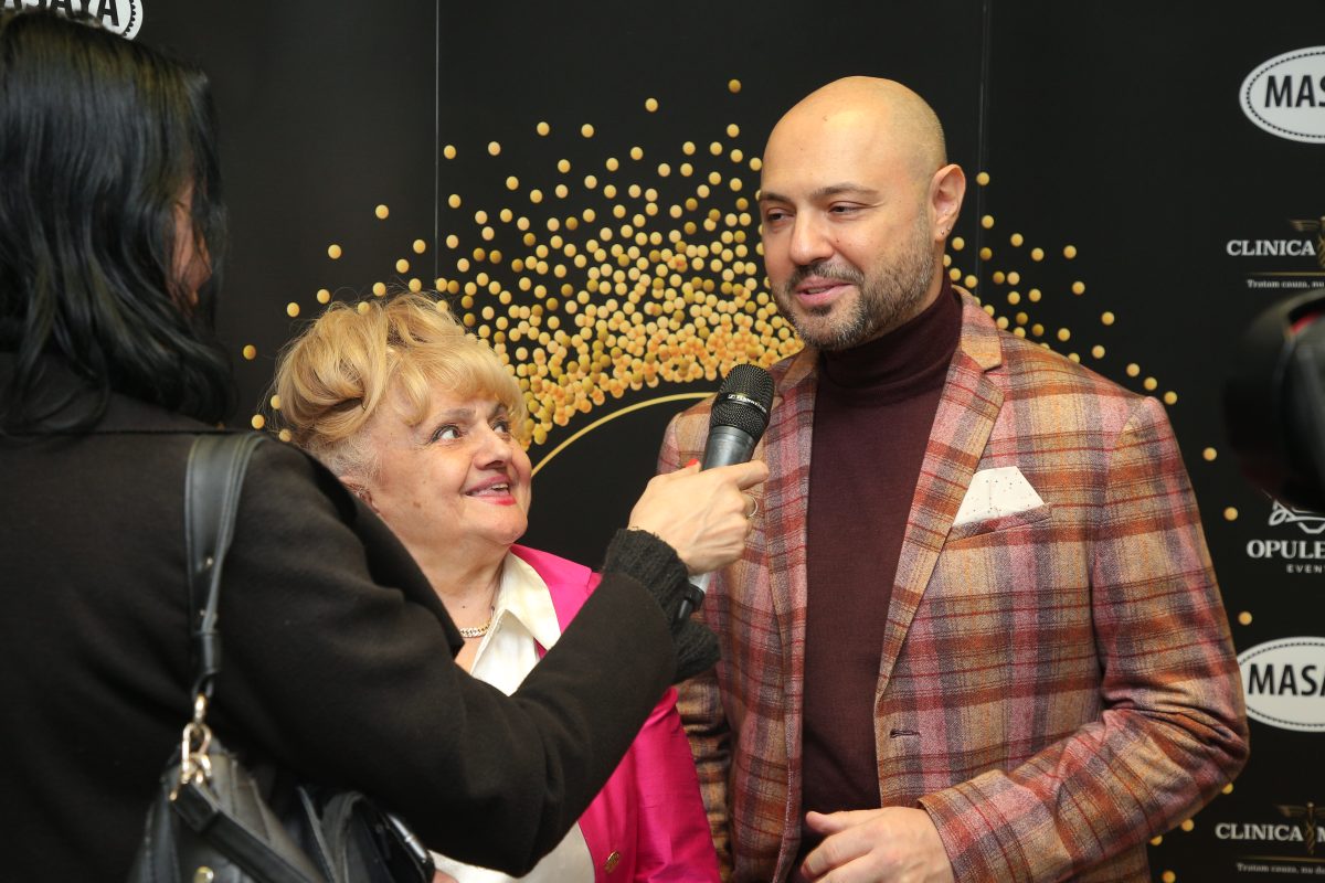 Imagine Stire Mihai Mitoșeru, dat de gol de mama lui! Ce a putut să spună Camelia despre iubita fiului ei | 2review.ro