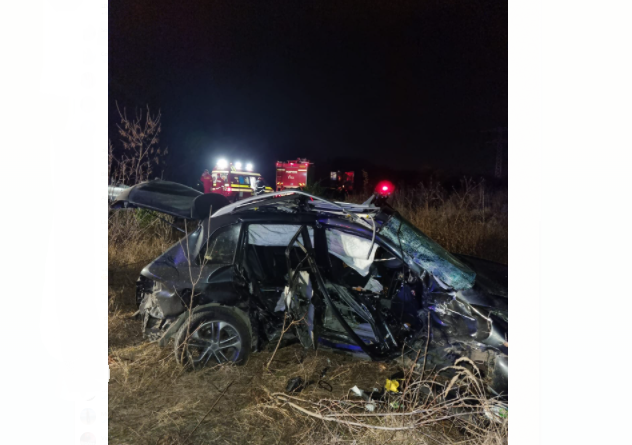 Accident grav în Dâmbovița! Doi oameni au murit pe loc, iar patru copii au fost răniți