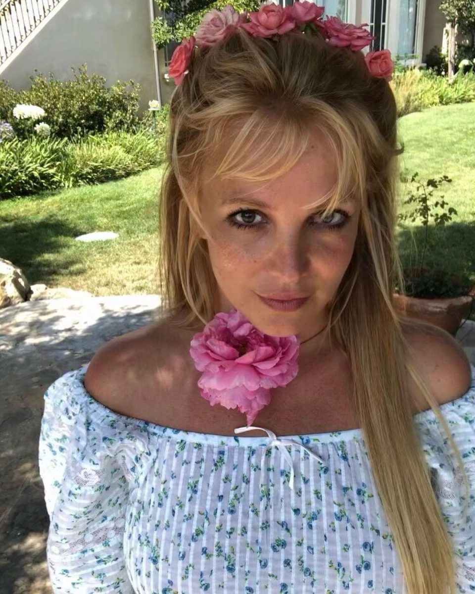 Imagine Stire Britney Spears, apariție șocantă! S-a pozat goală pe o plajă. Ce reacții a primit | 2review.ro