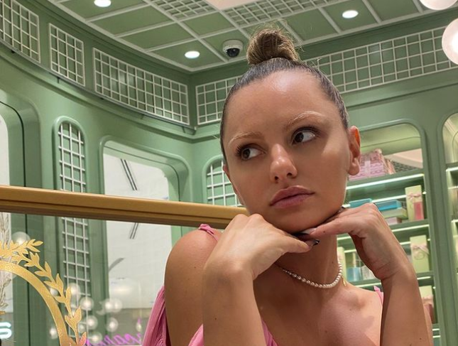 Imagine Stire Alexandra Stan, detalii despre boala cu care a fost diagnosticată: „Eu mulți ani aveam impresia că…” | 2review.ro